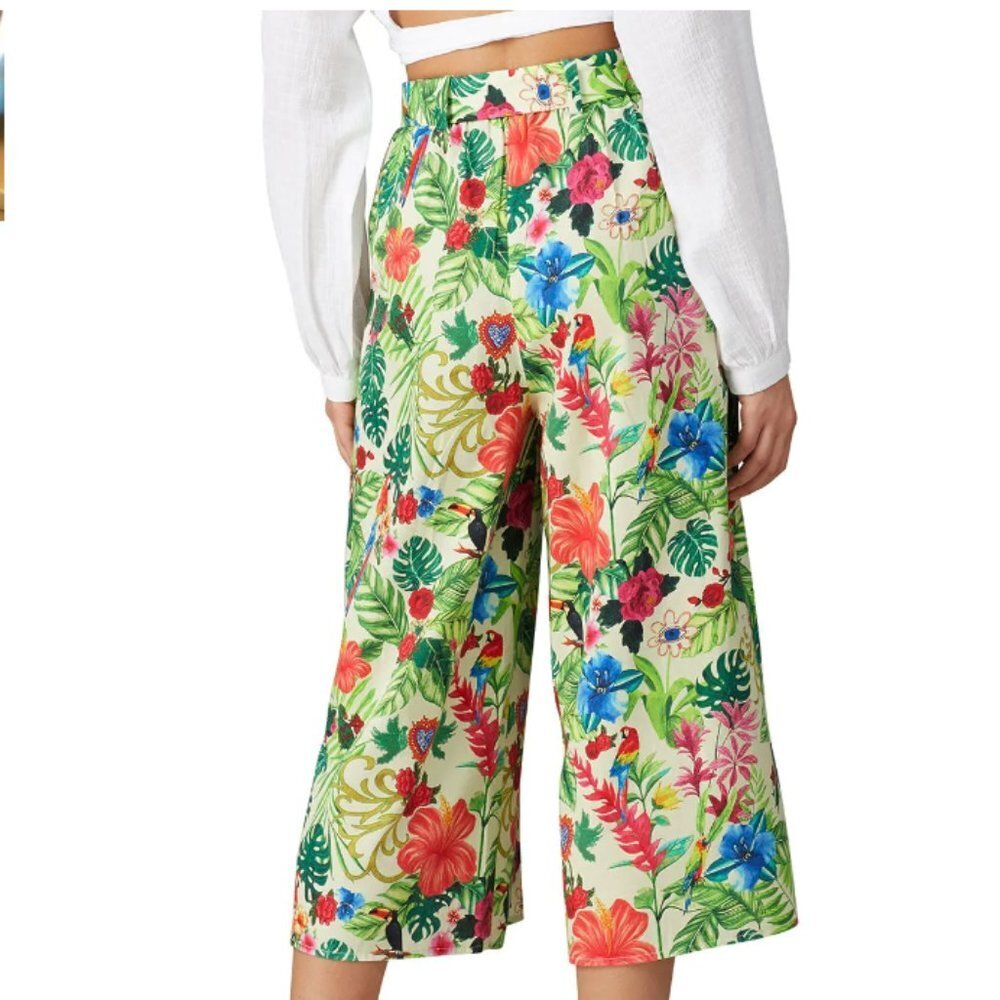 Miguelina Zendaya Floral Pants size medium - Picture 3 of 8